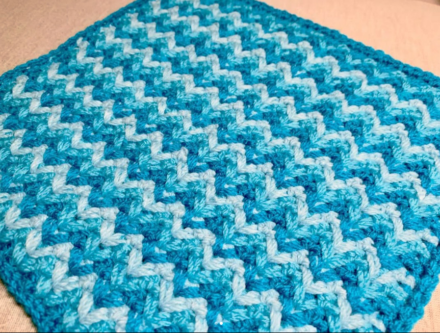 Turquoise V-Zigzag Crochet Stitch