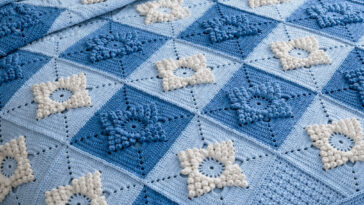Popcorn Stitch Flower Square