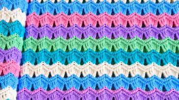 Vintage Fan Ripple Stitch