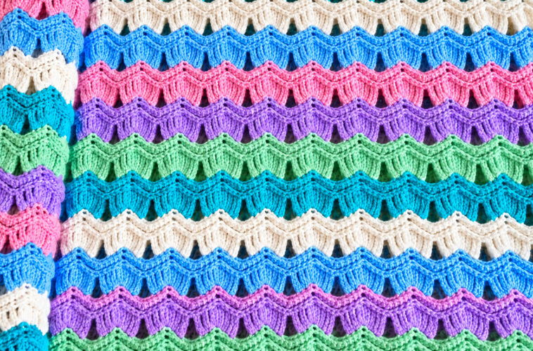 Vintage Fan Ripple Stitch