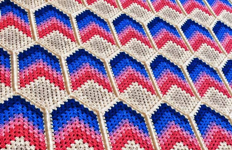 Crochet Zig Zag Point Blanket