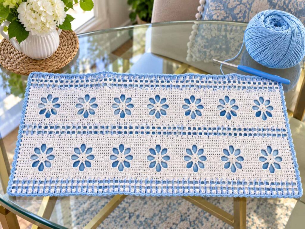 Vintage Floral Filet Lace Blanket