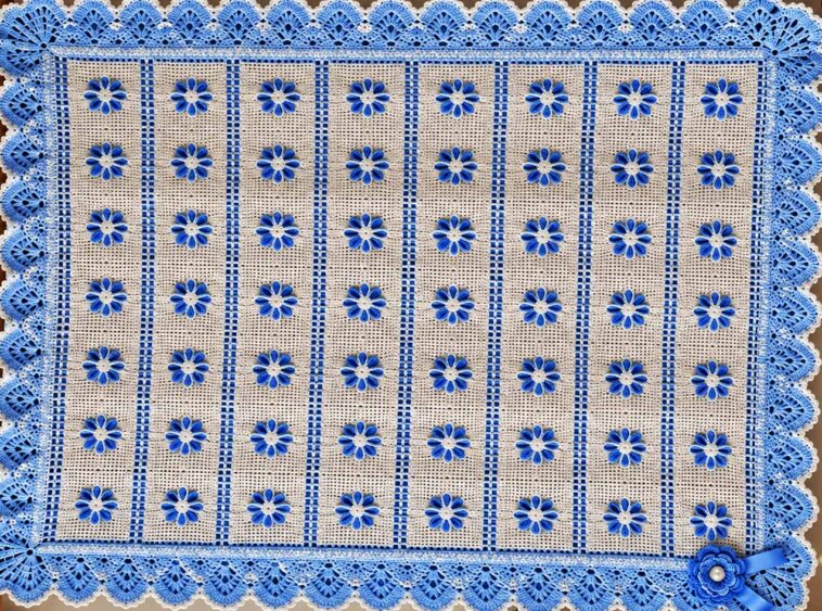 Vintage Floral Filet Lace Blanket