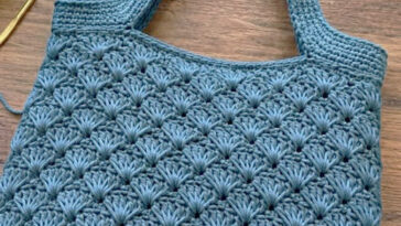 Crochet Shell-Shaped Bag Tutorial