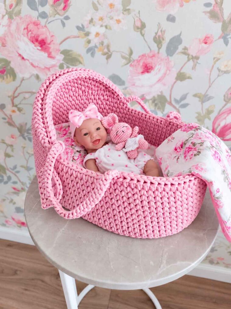 Crochet Moses Basket for Babies