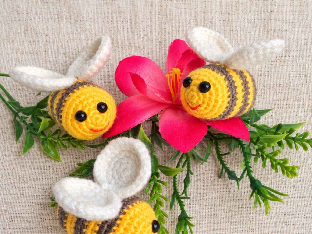 amigurumi crochet bee free pattern